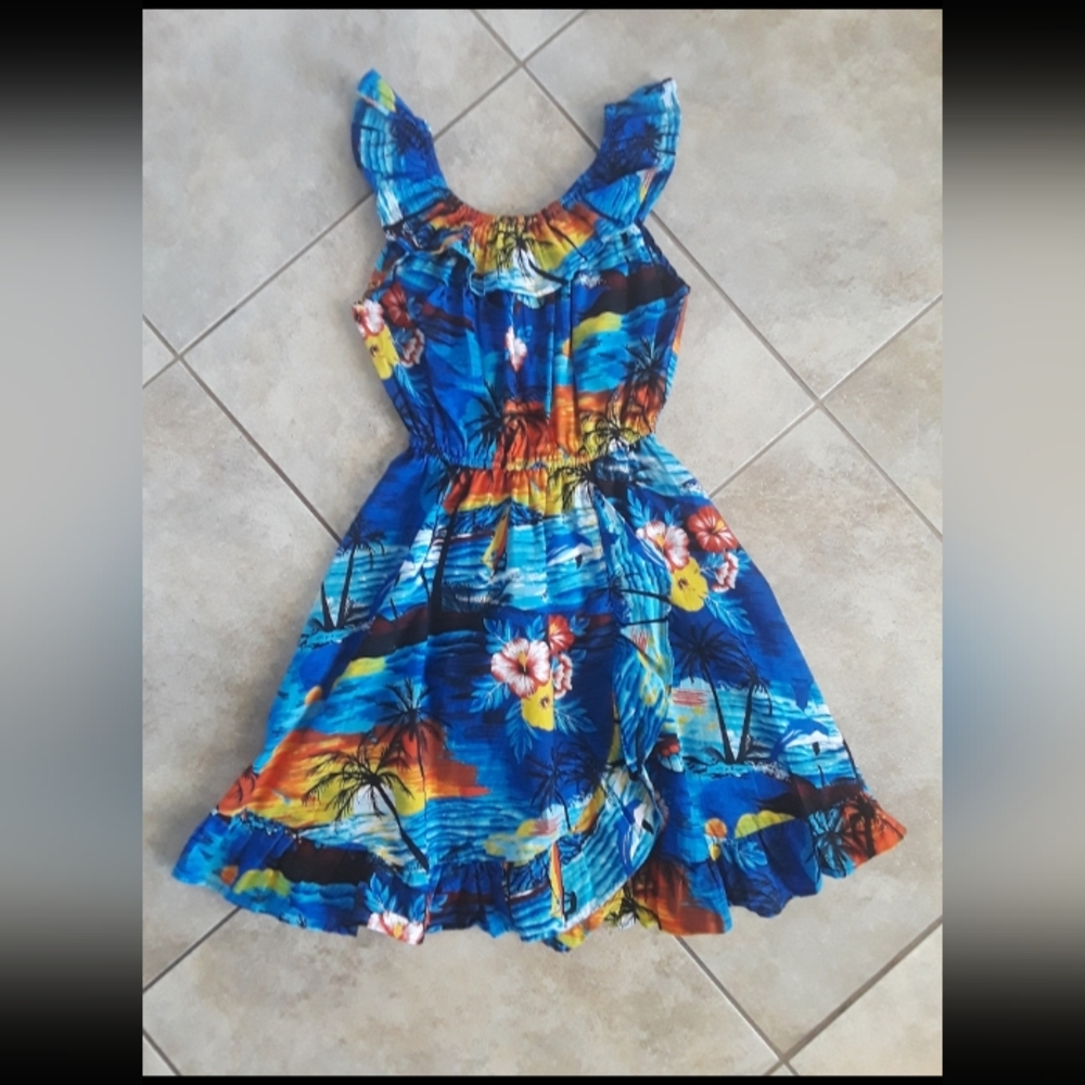 Girl's Tropical Summer Dress. Size: 12.
